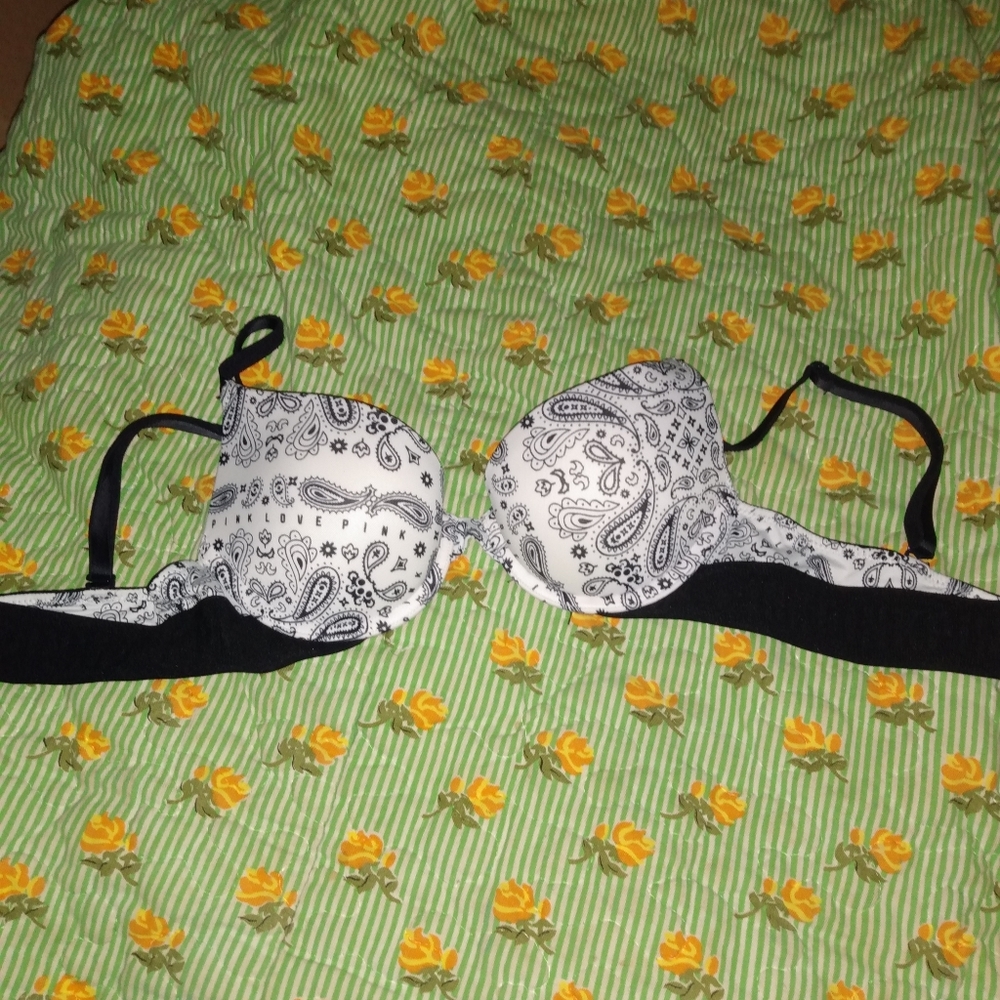 Victoria Secret Pink where any were bra